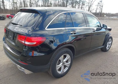 2018 Mercedes-Benz Glc 300 4Matic z USA, uszkodzony, nr VIN WDC0G4KB7JV074130